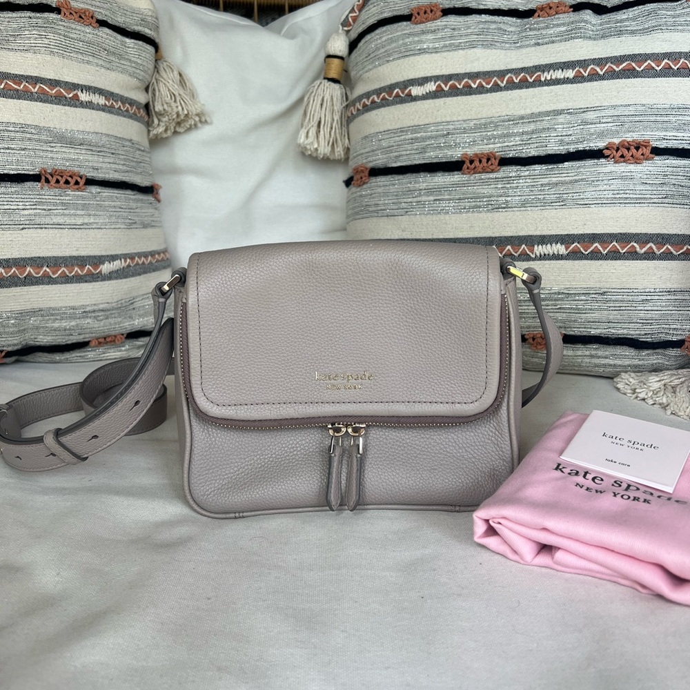 Kate Spade New York Run Around Large Flap Crossbody Bag/Purse - Taupe/Gray